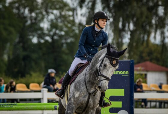 pexels-asemirski-13814412